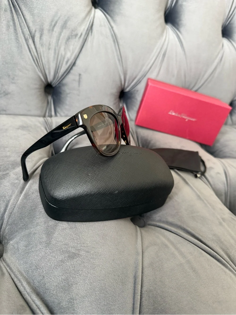 Salvatore Ferragamo SF675S Tortoise Cat-Eye Sunglasses 55mm With Full Set